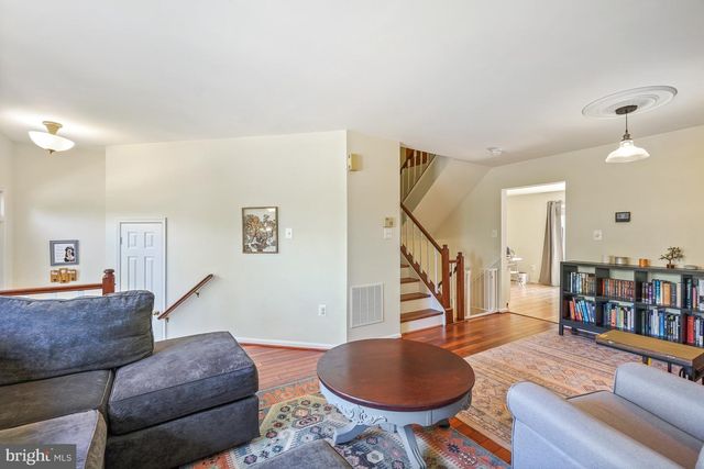 46934 TRUMPET CIR, Sterling, VA 20164