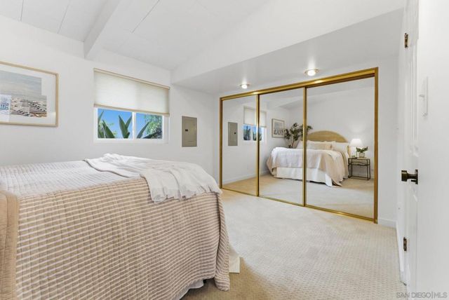 5952 Erlanger, San Diego, CA 92122