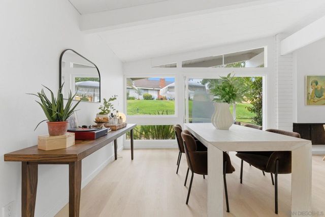 5952 Erlanger, San Diego, CA 92122