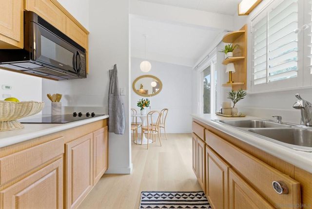 5952 Erlanger, San Diego, CA 92122