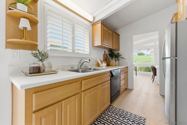 5952 Erlanger, San Diego, CA 92122