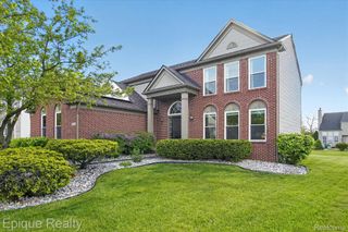 8068 Creek Bend Drive, Ypsilanti Charter Township, MI 48197