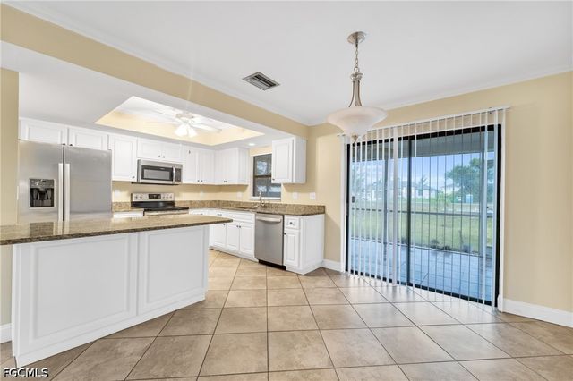 14 SW 33rd AVE, Cape Coral, FL 33991