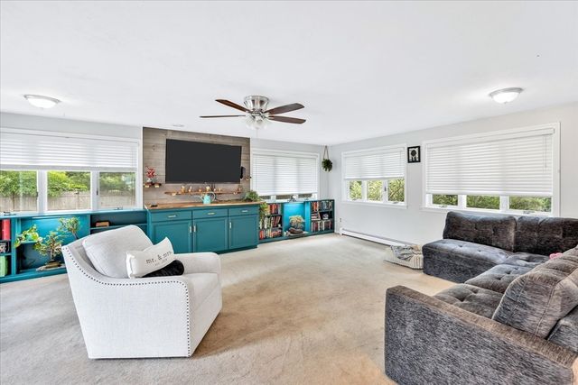 16 Pine View Dr, Barnstable, MA 02635