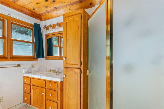 1215 Laurel Circle, Arnold, CA 95223