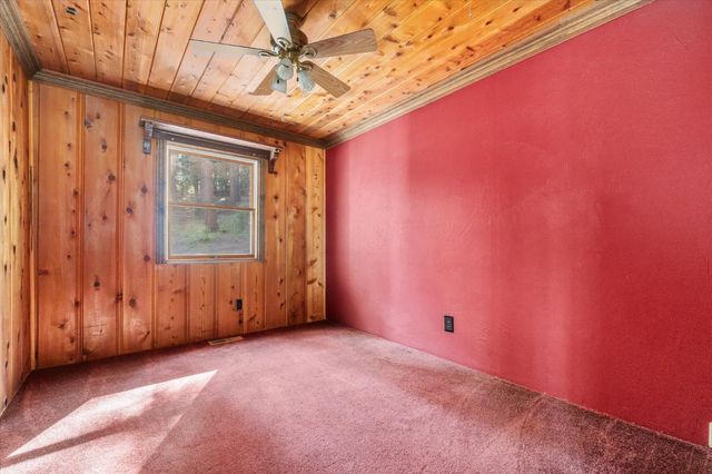 1215 Laurel Circle, Arnold, CA 95223