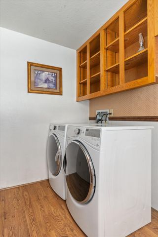1215 Laurel Circle, Arnold, CA 95223