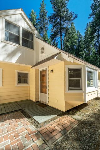1215 Laurel Circle, Arnold, CA 95223
