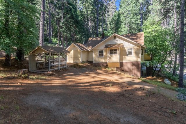 1215 Laurel Circle, Arnold, CA 95223