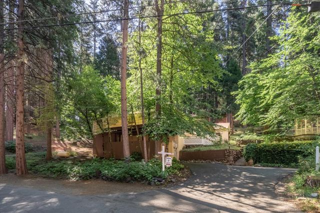 1215 Laurel Circle, Arnold, CA 95223