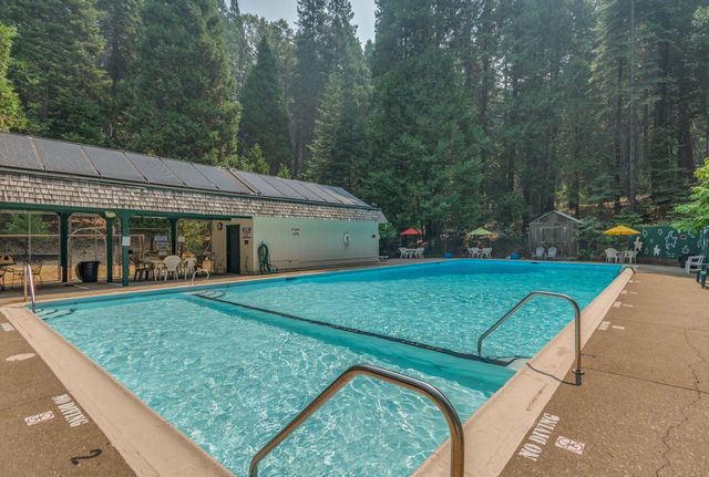 1215 Laurel Circle, Arnold, CA 95223
