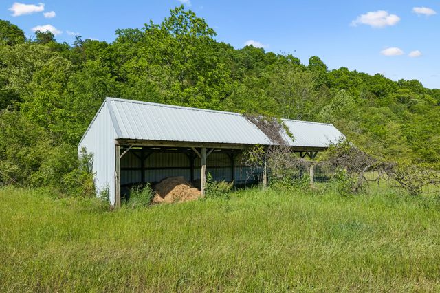 97 Seabo Valley Ln, Hickman, TN 38567
