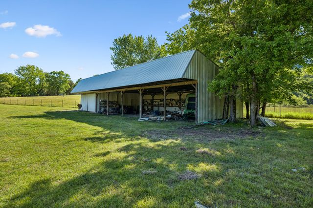 97 Seabo Valley Ln, Hickman, TN 38567
