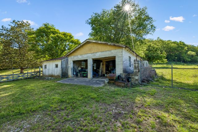 97 Seabo Valley Ln, Hickman, TN 38567