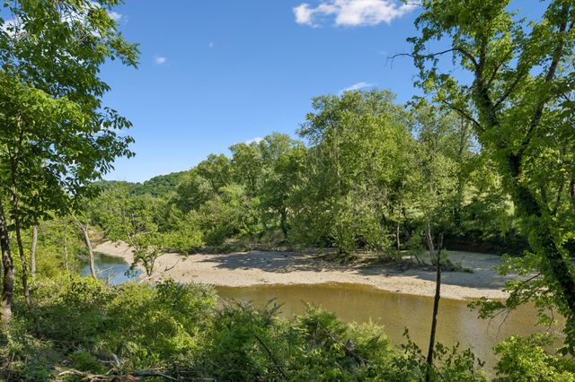 97 Seabo Valley Ln, Hickman, TN 38567