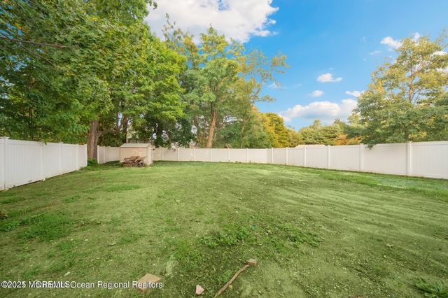 300 Monmouth Road, West Long Branch, NJ 07764