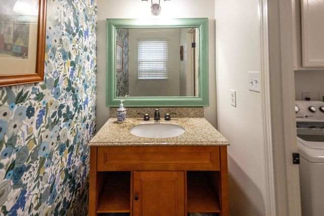 8985 LATIMER DR, Germantown, TN 38139