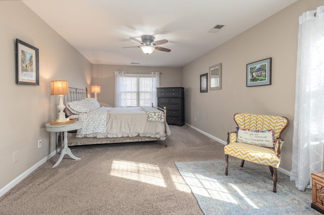 8985 LATIMER DR, Germantown, TN 38139