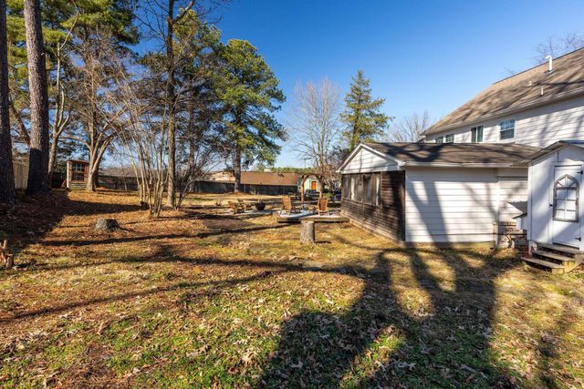 8985 LATIMER DR, Germantown, TN 38139