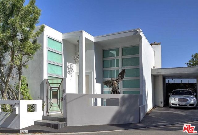 8380 HOLLYWOOD, Los Angeles, CA 90069