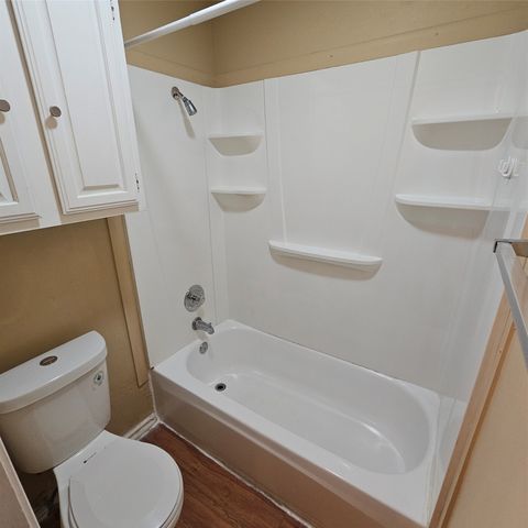 1402 Darr Street A, Irving, TX 75061