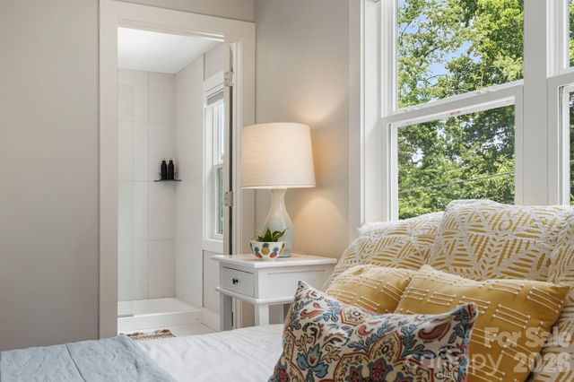 81 Bellevue Road, Asheville, NC 28803