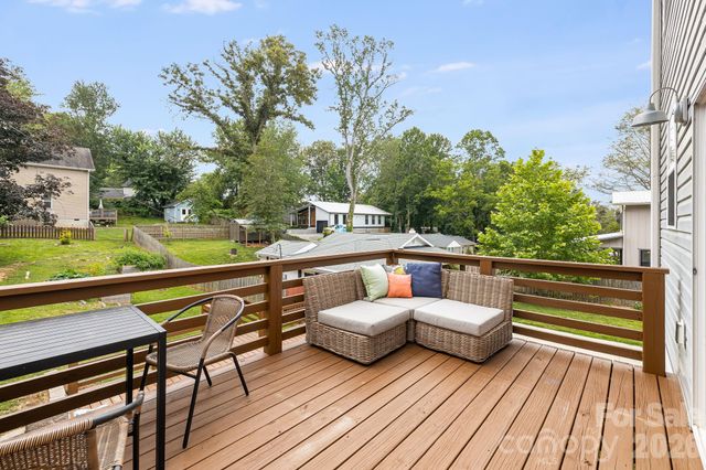 81 Bellevue Road, Asheville, NC 28803