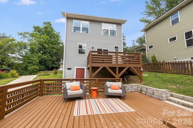 81 Bellevue Road, Asheville, NC 28803