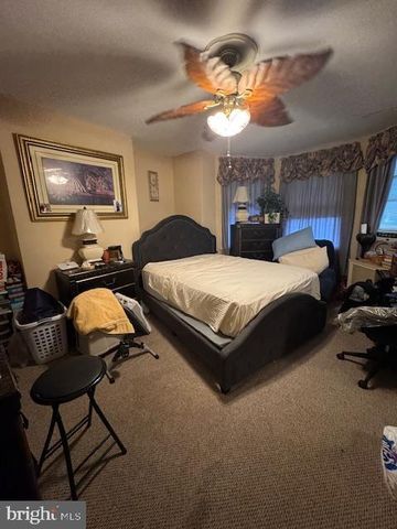 1137 W WYOMING AVE, Philadelphia, PA 19140