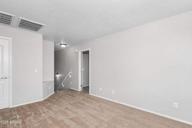 1030 E KELSI Avenue, San Tan Valley, AZ 85140