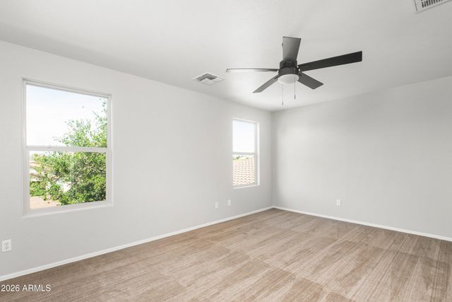 1030 E KELSI Avenue, San Tan Valley, AZ 85140