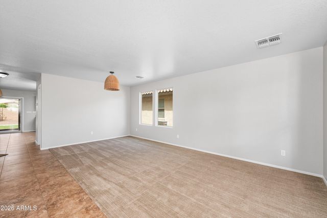 1030 E KELSI Avenue, San Tan Valley, AZ 85140