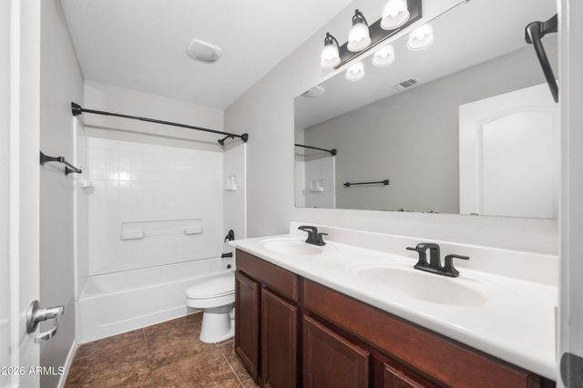 1030 E KELSI Avenue, San Tan Valley, AZ 85140