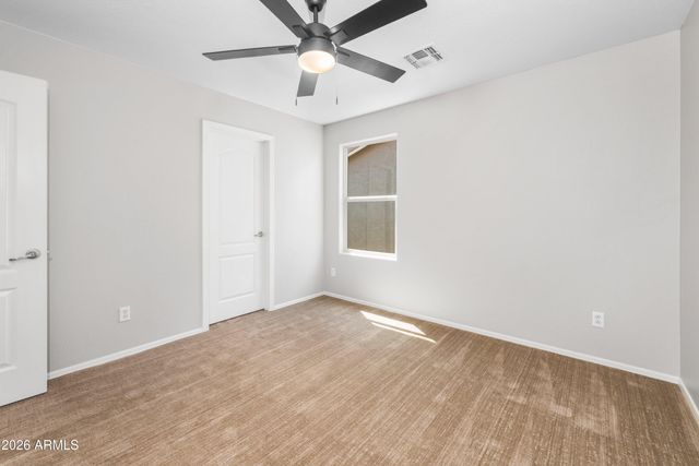 1030 E KELSI Avenue, San Tan Valley, AZ 85140