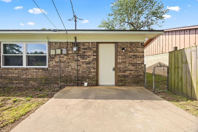 1606 Princeton Avenue, Springdale, AR 72762