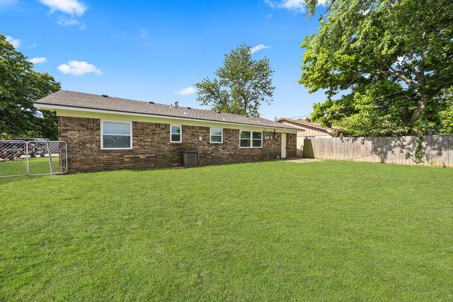 1606 Princeton Avenue, Springdale, AR 72762