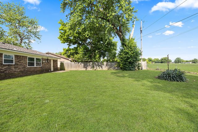 1606 Princeton Avenue, Springdale, AR 72762