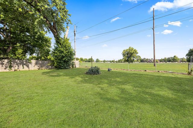 1606 Princeton Avenue, Springdale, AR 72762