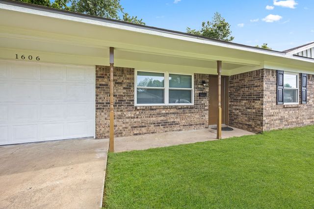 1606 Princeton Avenue, Springdale, AR 72762