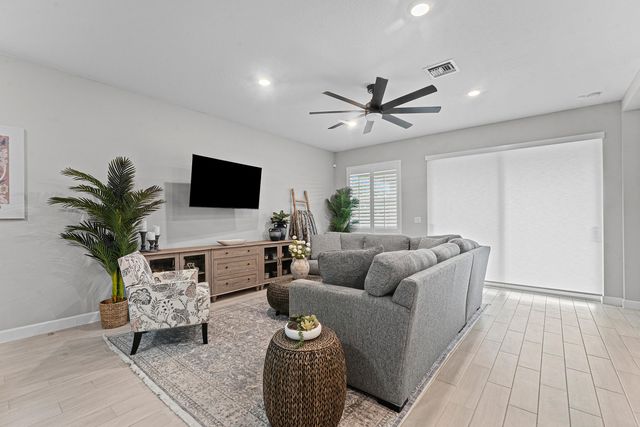19691 RUGGED TRUNK Trail 19691, The Acreage, FL 33470