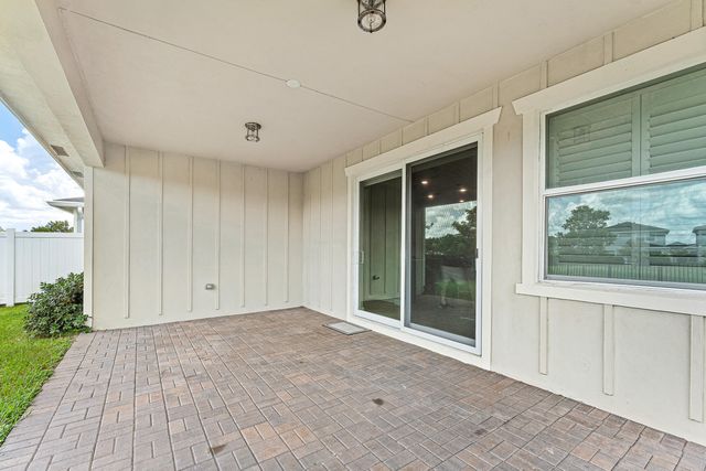19691 RUGGED TRUNK Trail 19691, The Acreage, FL 33470
