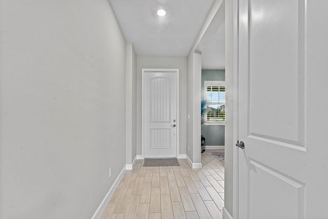 19691 RUGGED TRUNK Trail 19691, The Acreage, FL 33470