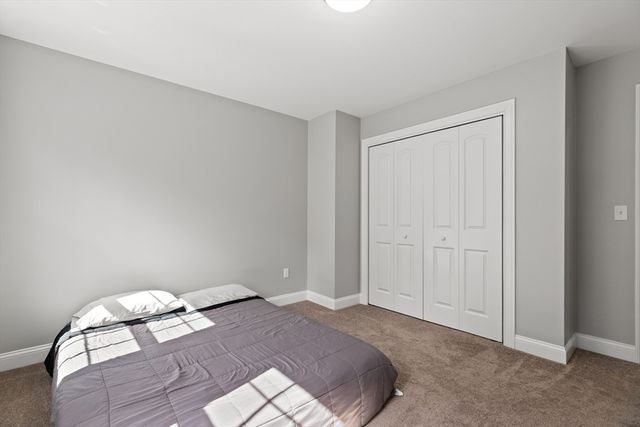 526 Hubbardston Rd, Templeton, MA 01468