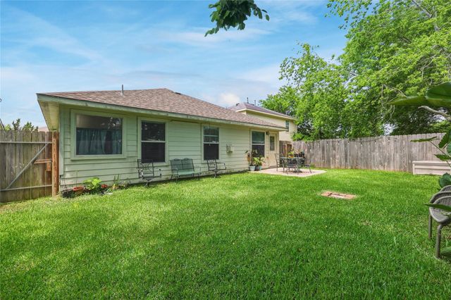 16818 Atascocita Bend Drive, Humble, TX 77396