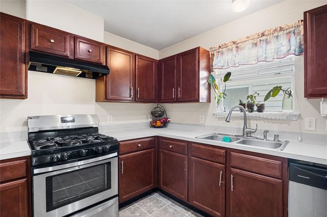 16818 Atascocita Bend Drive, Humble, TX 77396