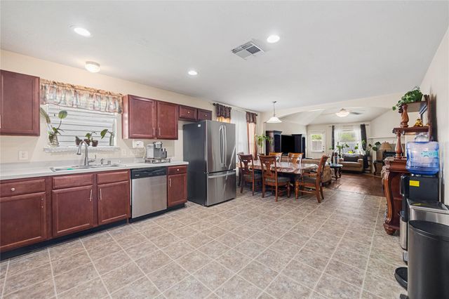 16818 Atascocita Bend Drive, Humble, TX 77396