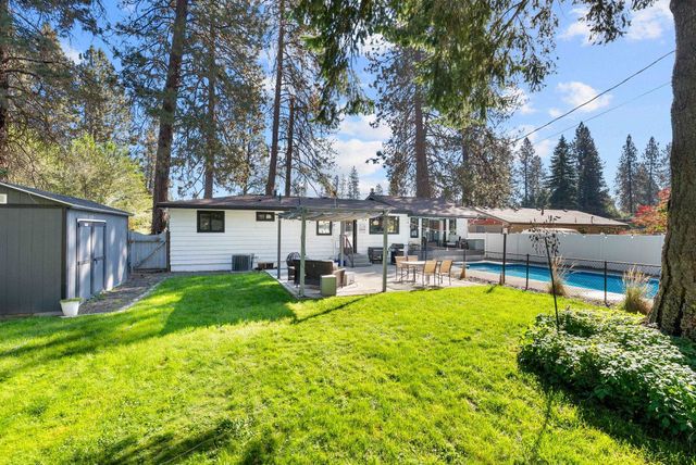 7415 N Country Homes Blvd, Spokane, WA 99208