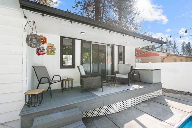 7415 N Country Homes Blvd, Spokane, WA 99208