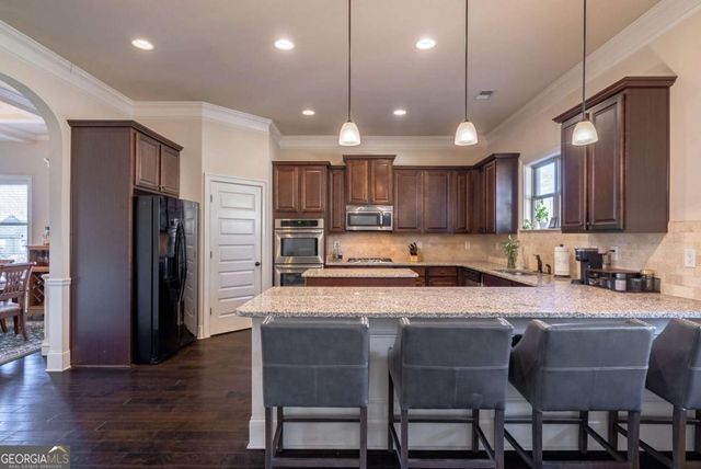 1140 Riverhill Drive, Bishop, GA 30621