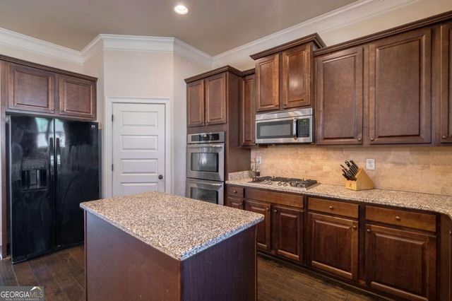 1140 Riverhill Drive, Bishop, GA 30621